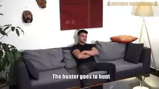 نيك جماعي على مراهقة