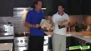 تبادل على امراه