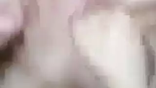 شقراوات سلوتي في جلسة شرجية ثلاثية قاسية