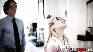 نكك حتئ تسيل دم