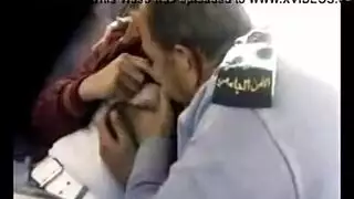 شرطي ينيك ف الشارع