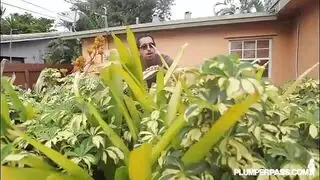 تنورة قصيرة صقيل جبهة تحرير مورو الإسلامية في سولو